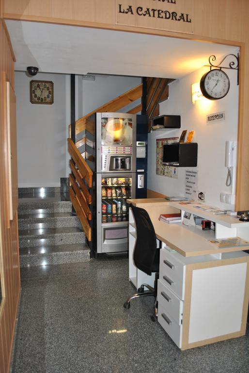 Hostal La Catedral Santo Domingo De La Calzada Bagian luar foto