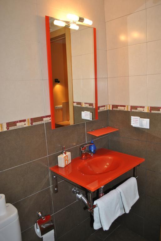 Hostal La Catedral Santo Domingo De La Calzada Bagian luar foto