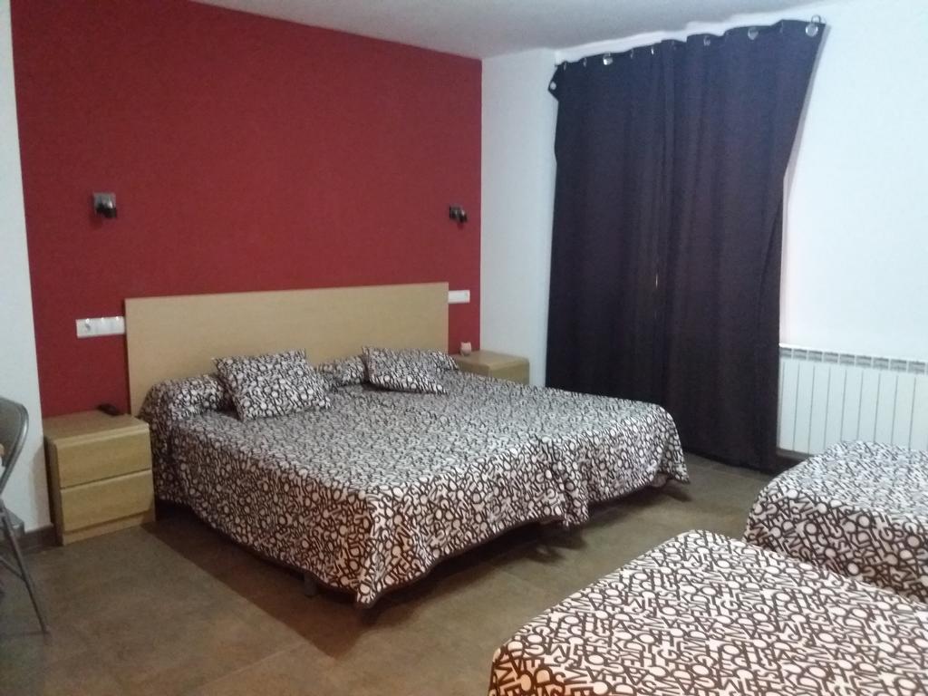 Hostal La Catedral Santo Domingo De La Calzada Bagian luar foto